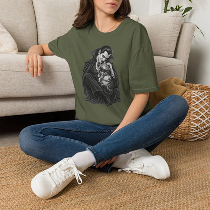 Vampire & Kitty Tee  Cute Gothic Dracula Cat Graphic T-Shirt