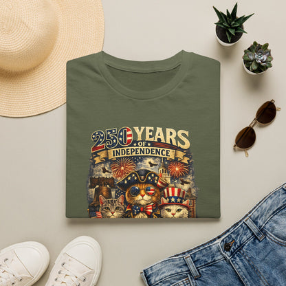 T-Shirt — "250 Years of Independence" Patriotic Cat Fourth of July Tee