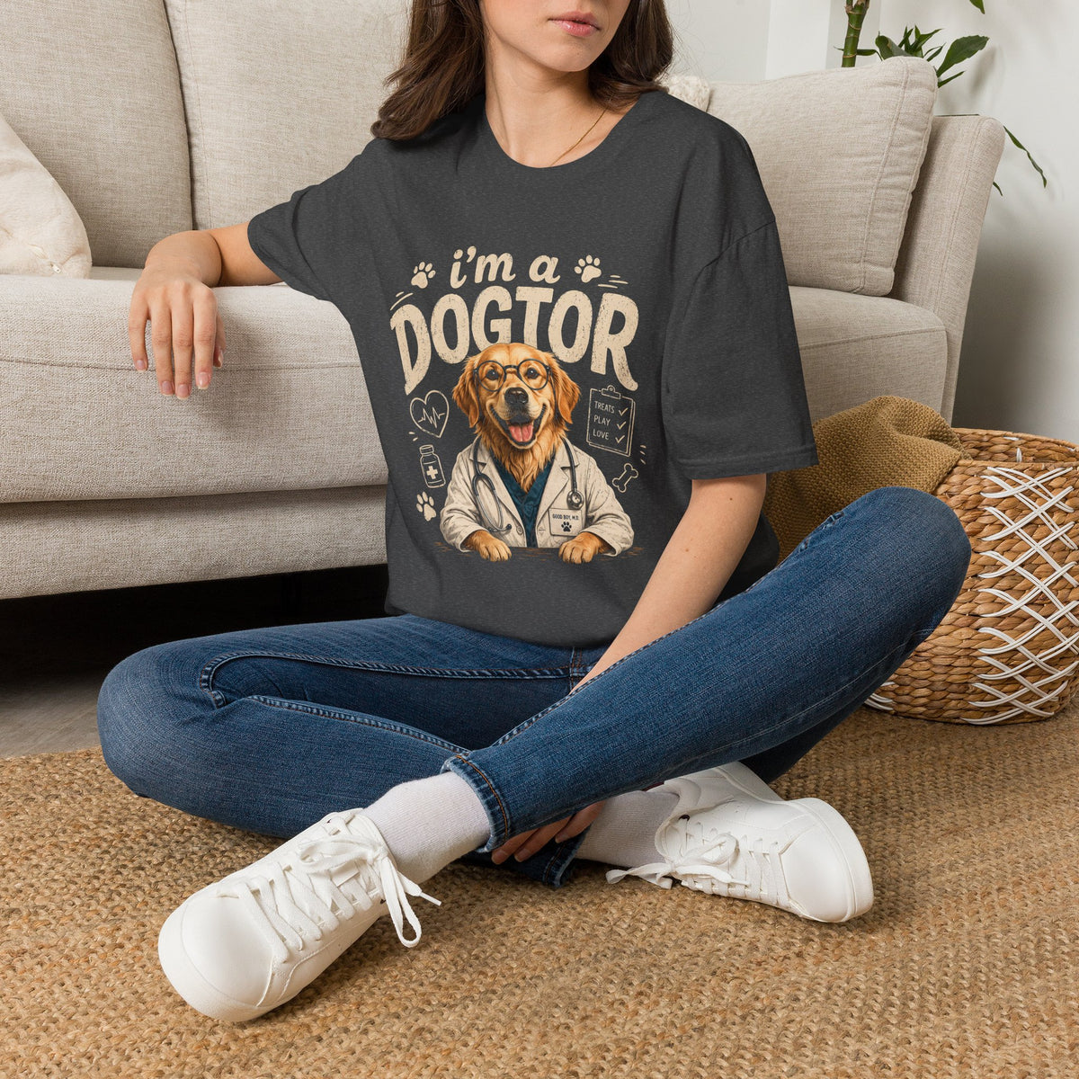 I’m a Dogtor T‑Shirt — Cute Veterinarian Dog Graphic Tee for Dog Lovers