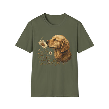 Golden Retriever & Daisies T-Shirt — Floral Dog Lover Tee