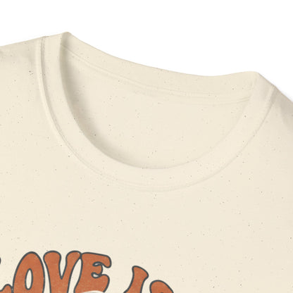 T-Shirt — "Love Is a Powerful Thing" Golden Retriever Graphic Tee